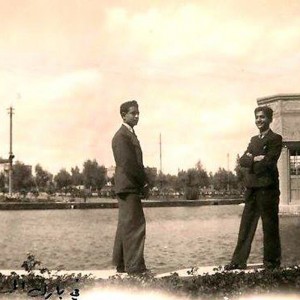 Naim & Shafick from the Chitayat clan on the bank of the lake in Al-Saadoun Park, Baghdad.